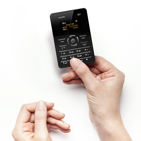 Mini-Phone mit Aluminiumfront und OLED-Display